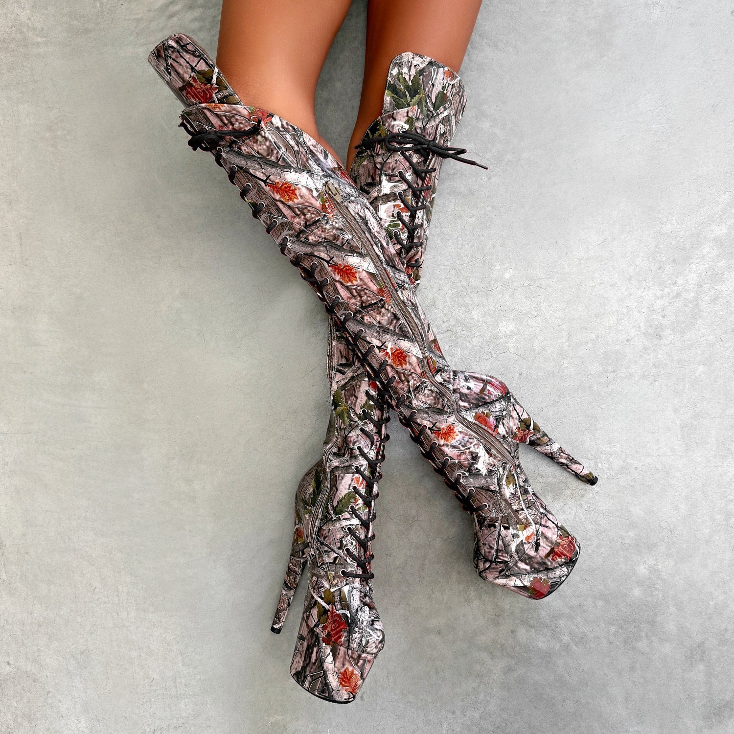 Manhunt - Over Knee Boot - 7INCH - LIMITED ED. - Image 2