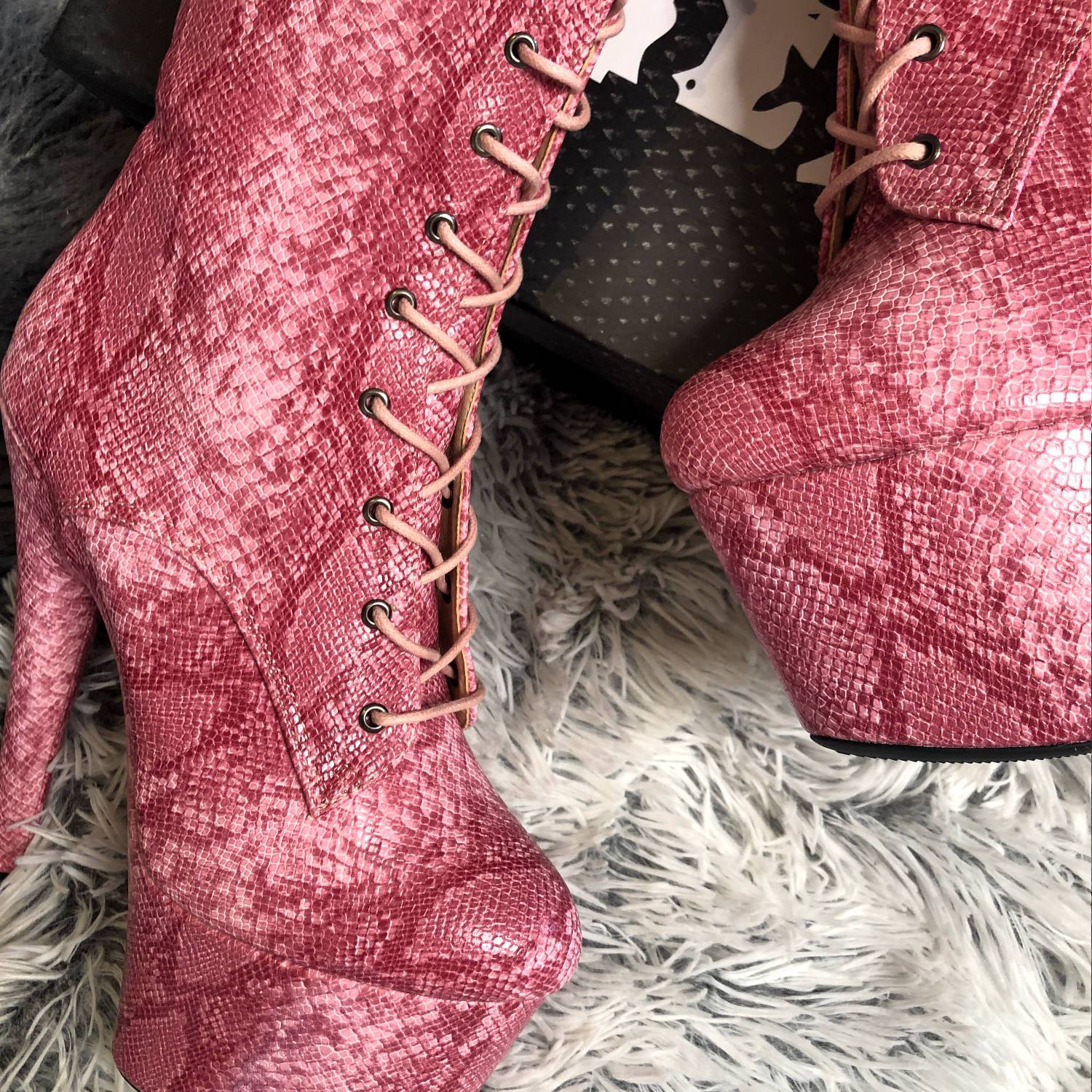 Candy Cobra Boot - 7 INCH - Image 3