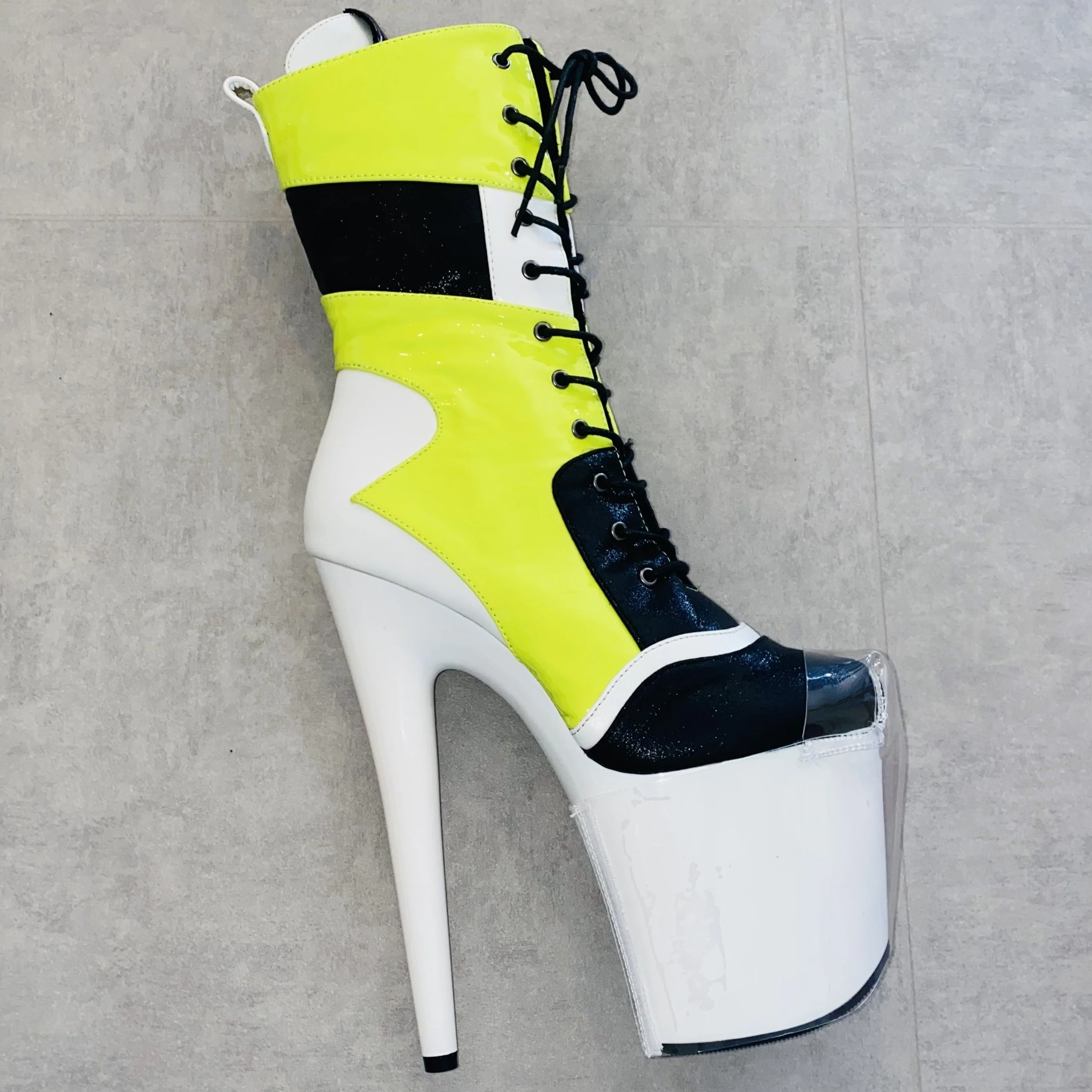 Classique Shoe Protector - Clear & White - Image 3
