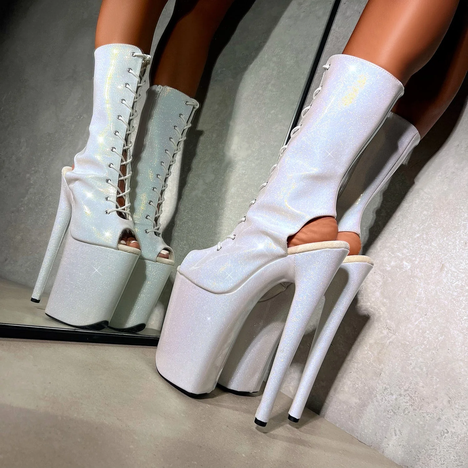 The Glitterati - OHOT Boot - Snow Kween - 9INCH - Image 3