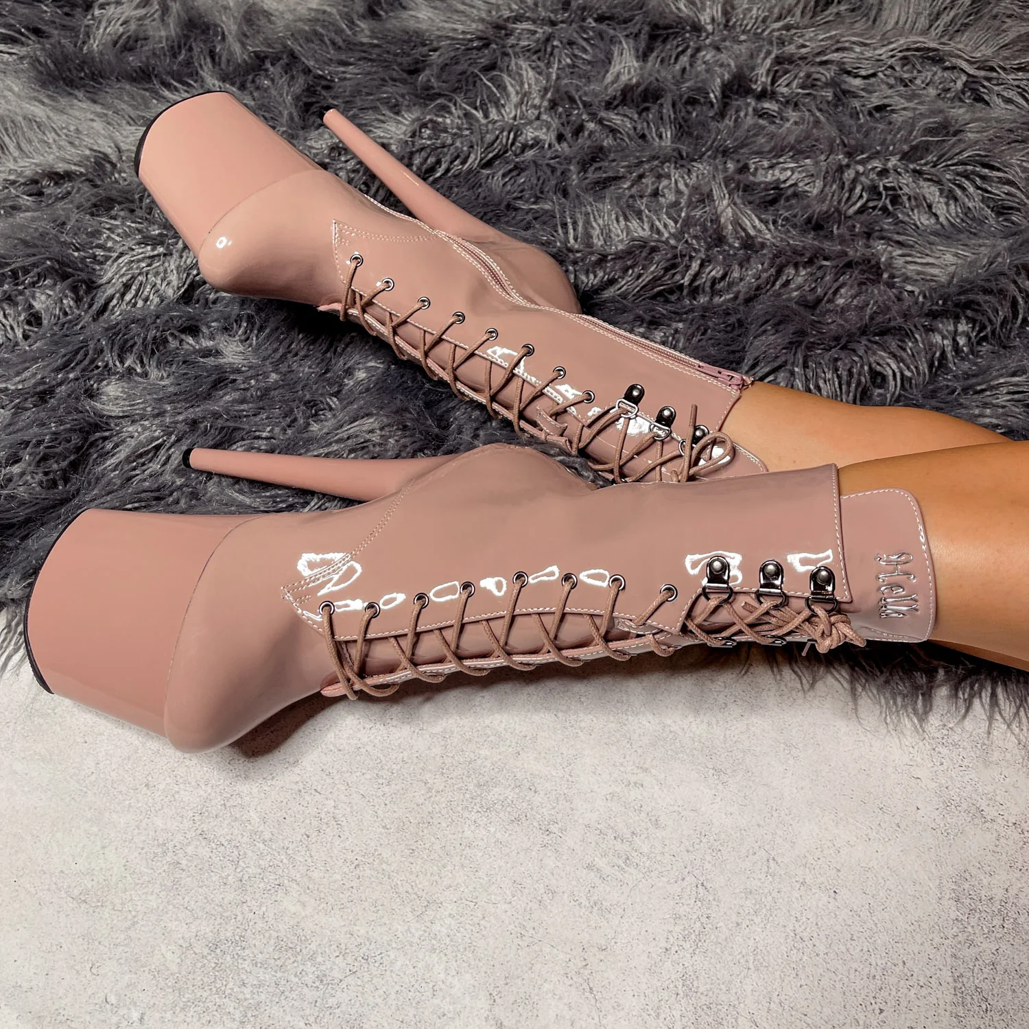 LipKit Boot - Boujee - 8 INCH - Image 4