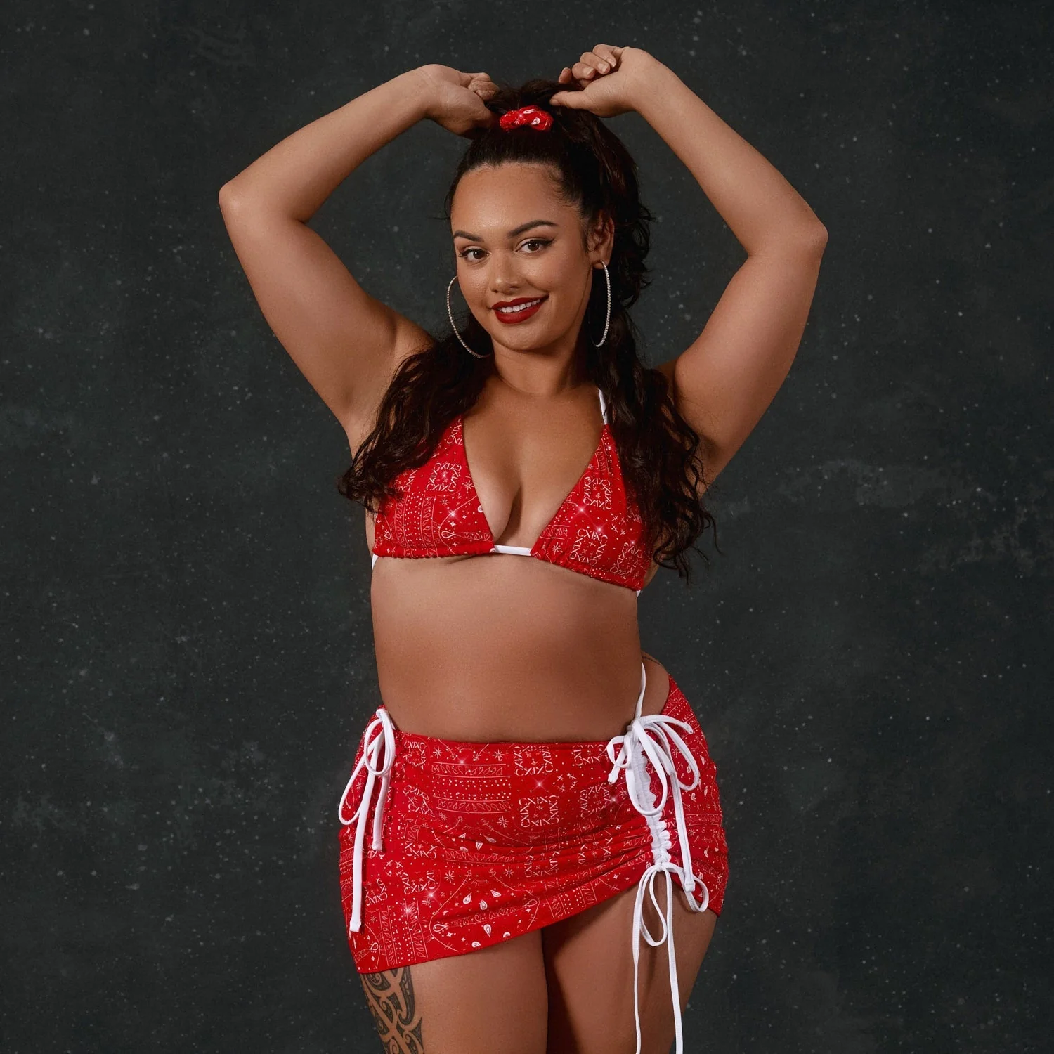 Scrunchie - Red Paisley - Image 3