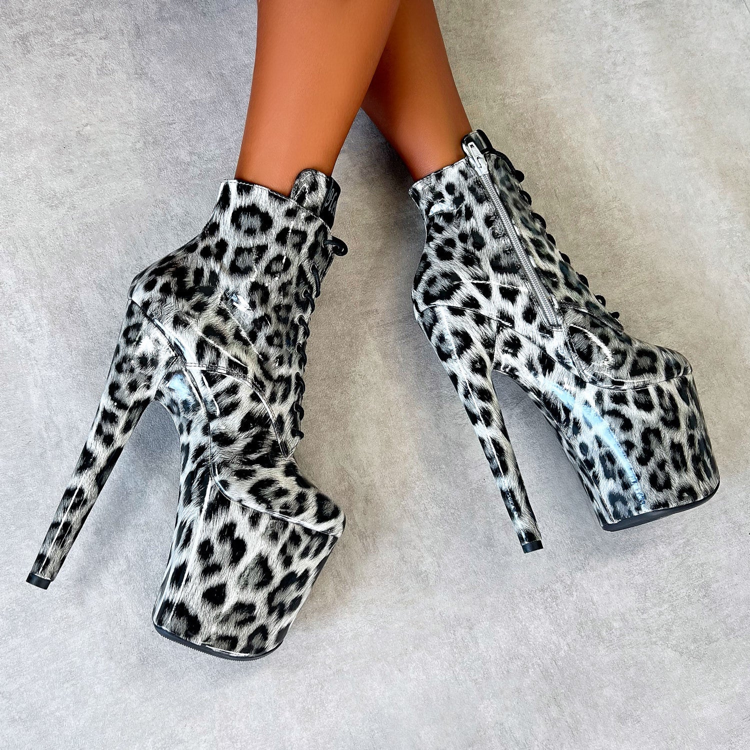 Snow Leopard Ankle Boot - 8 INCH - Image 2