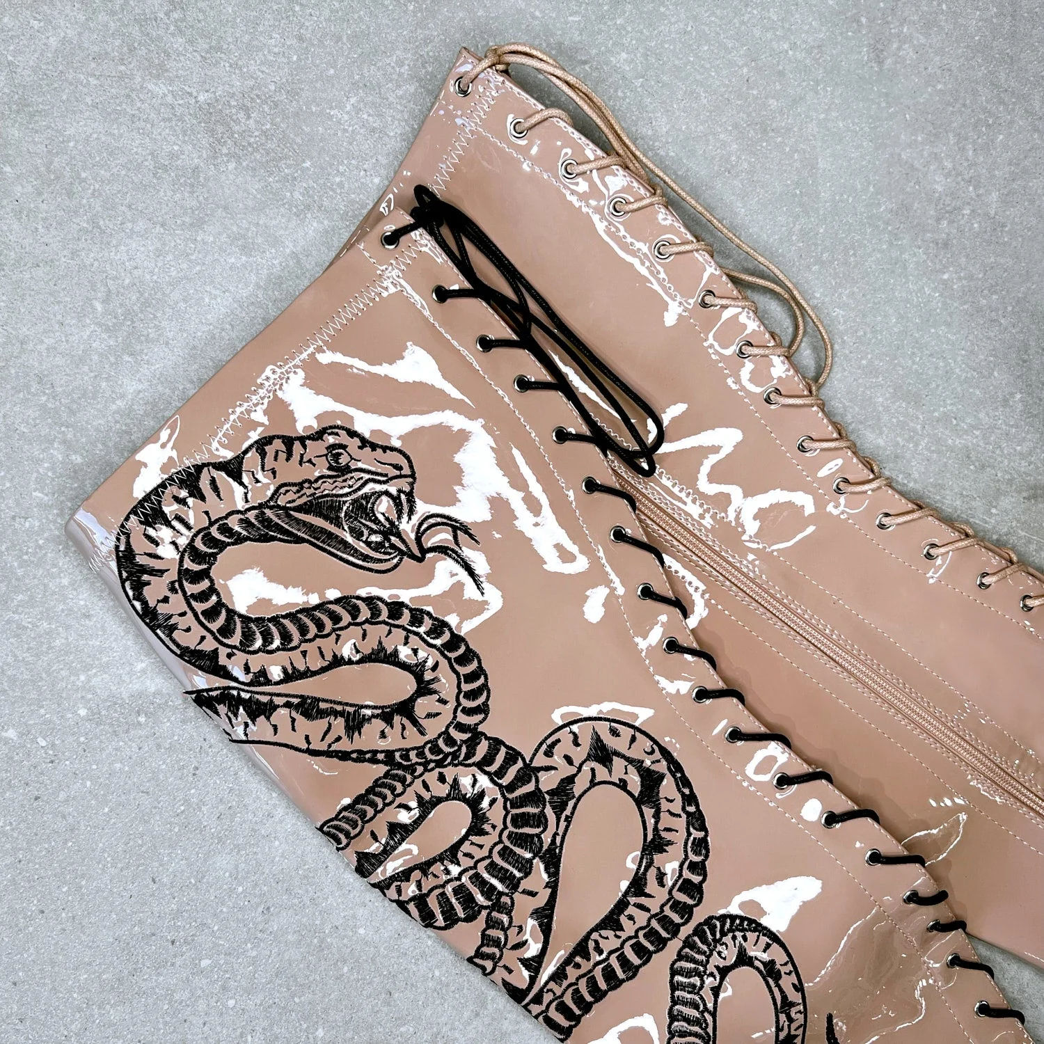 VIPER Boot Tan with Black Thigh High - 7INCH - Image 3
