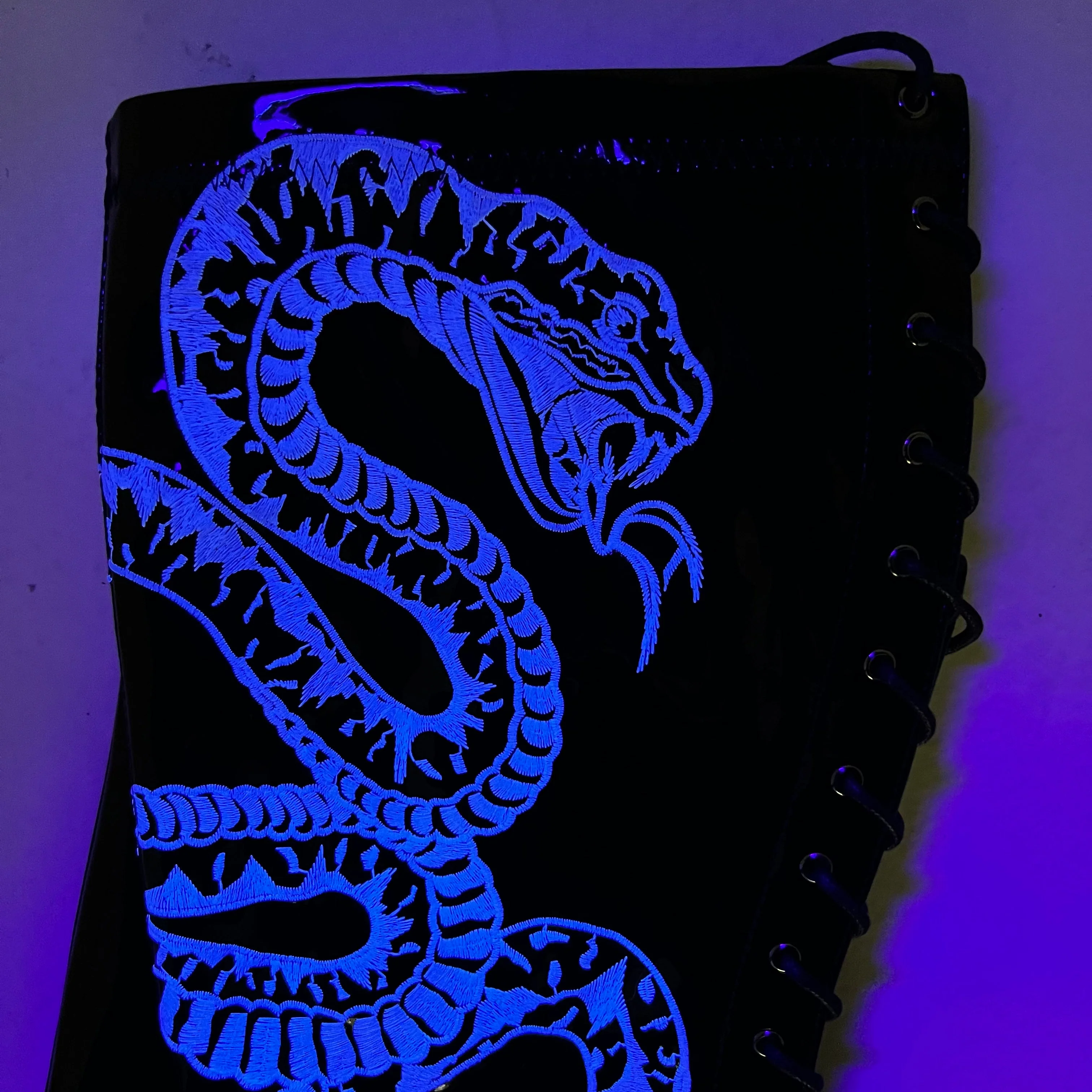Viper Boot Black with White Thicc Thigh High - 7INCH - Image 4