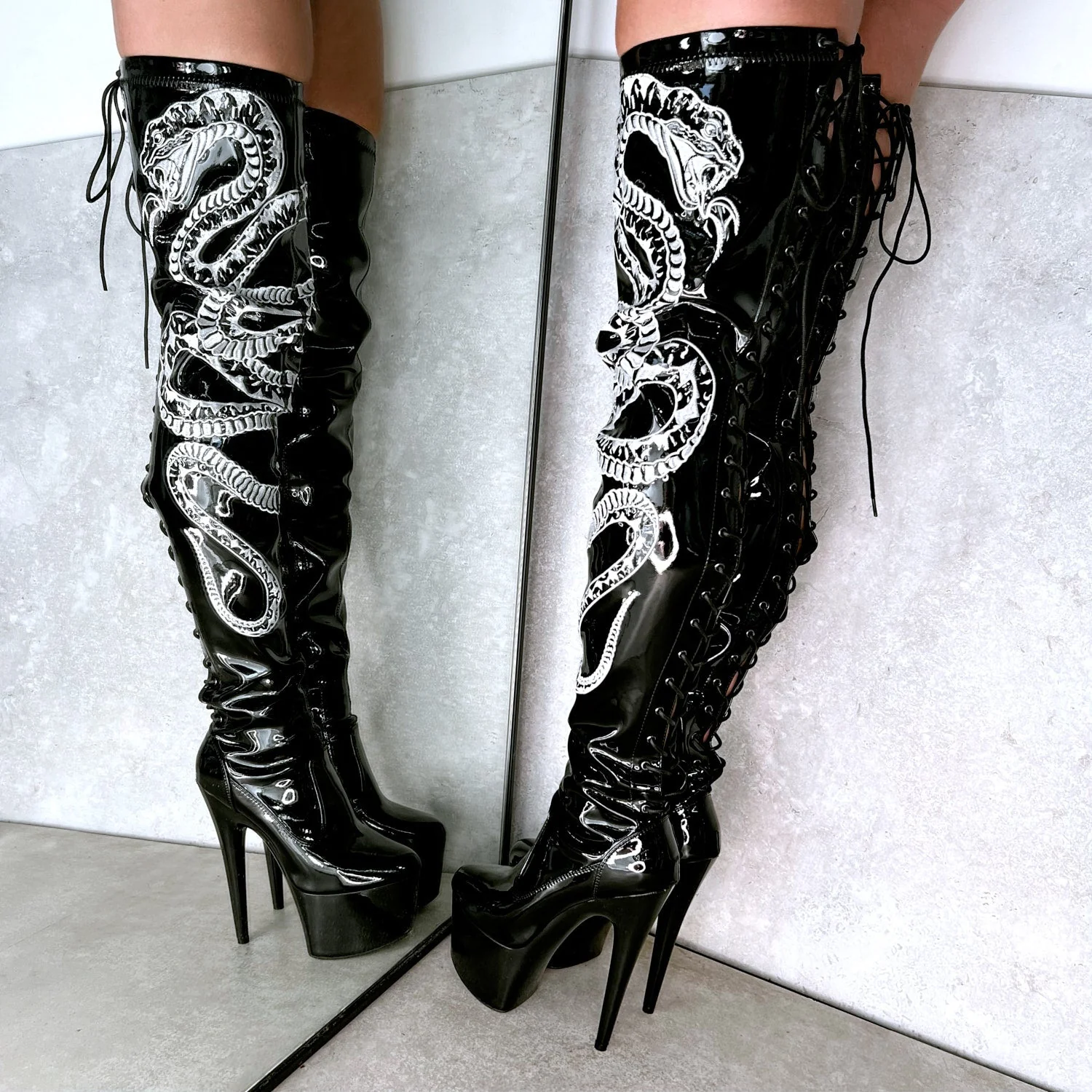 Viper Boot Black with White Thigh High - 7INCH - Image 7